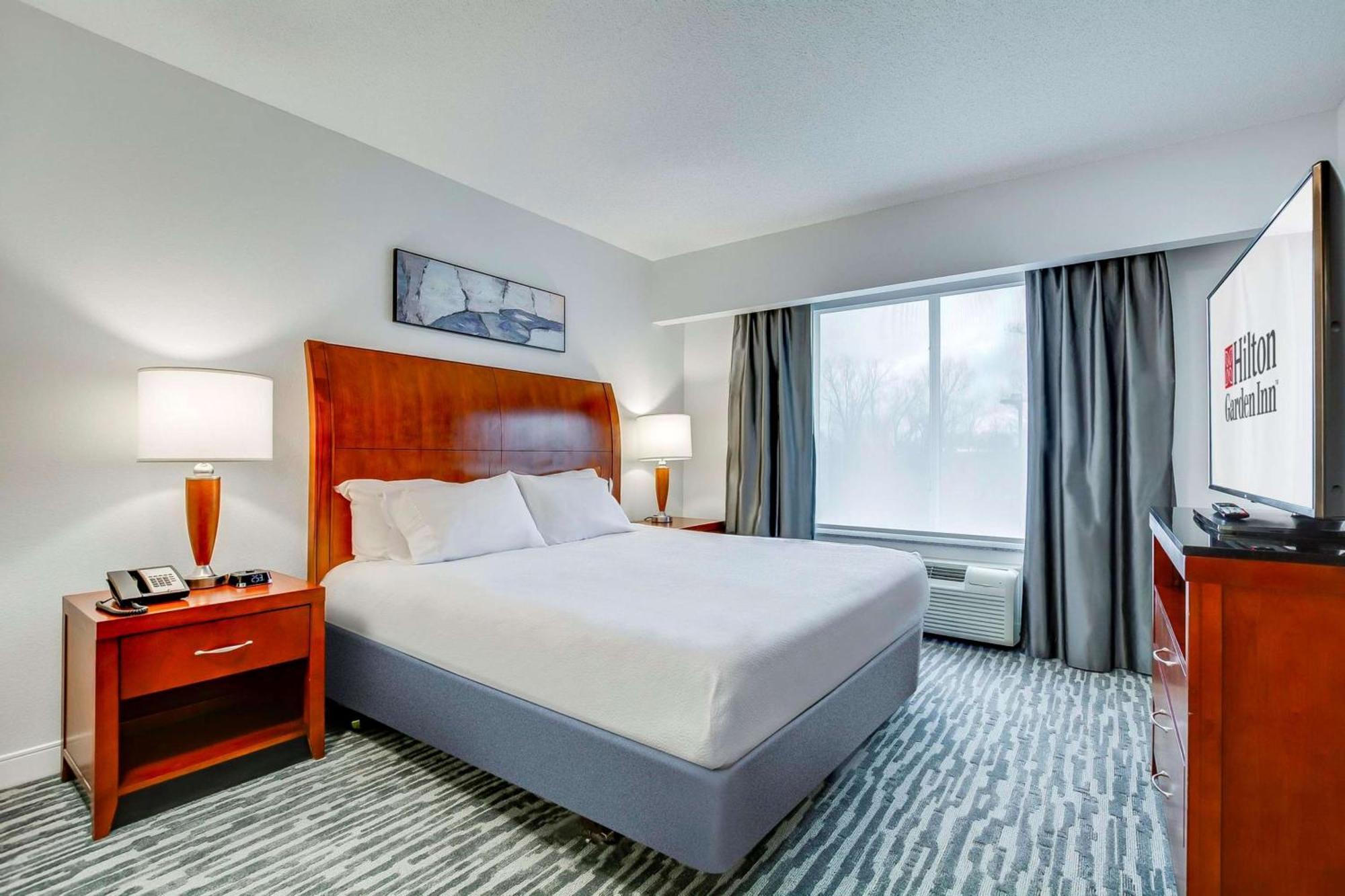 Hilton Garden Inn Louisville-Northeast Exterior foto