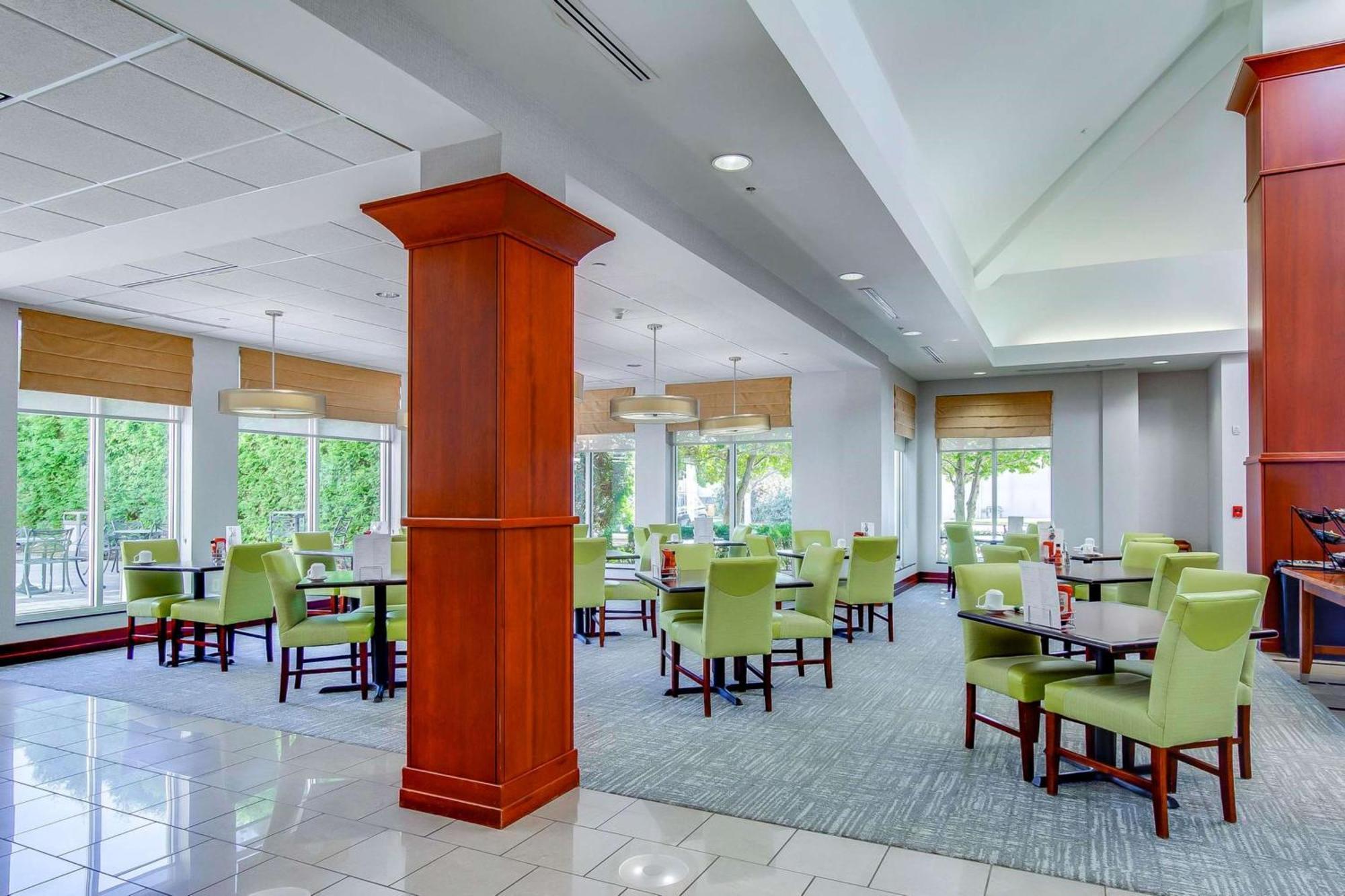 Hilton Garden Inn Louisville-Northeast Exterior foto